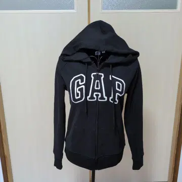 GAP 블랙 후드 부착 후드티