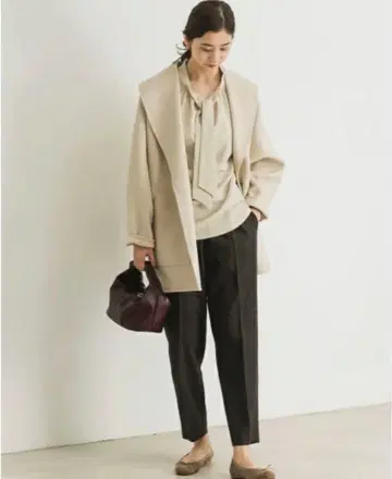 URBAN RESEARCH 드로스트 테이퍼드 팬츠