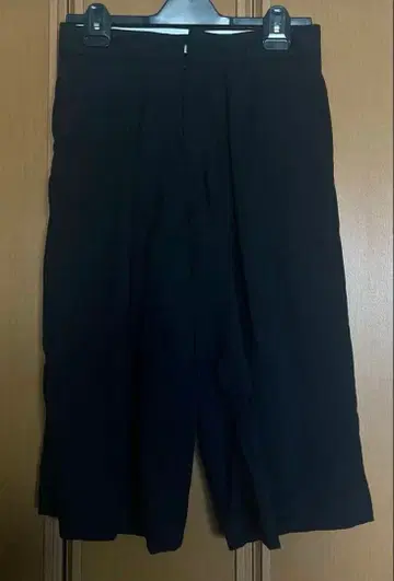 HYKE 하프 와이드 팬츠