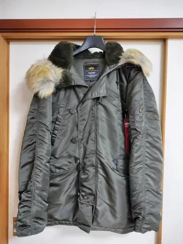 ALPHA INDUSTRIES 밀리터리 자켓 M 사이즈