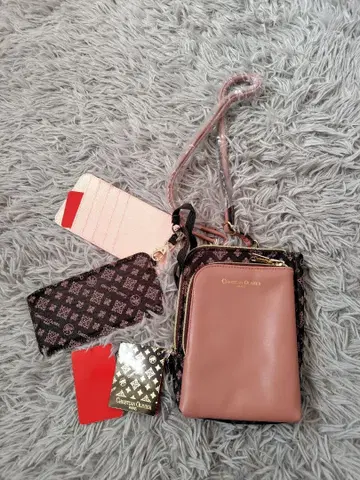 새상품 크리스천 올리비에 카드 케이스 포함 스마트폰 숄더백