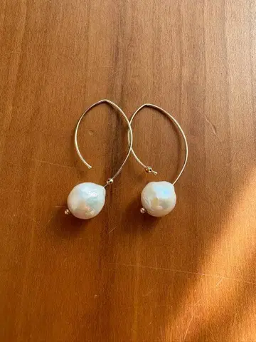 미즈키 MIZUKI 펄 후프 귀걸이