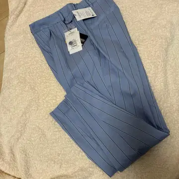 새상품 메이슨 그레이 스카이블루 스트라이프 크롭 팬츠