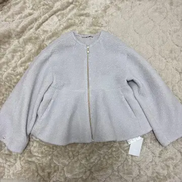 [택 포함 새상품] 셀코드 보아 페플럼 자켓