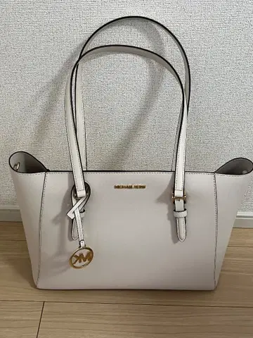 MICHAEL KORS 아이보리 토트백
