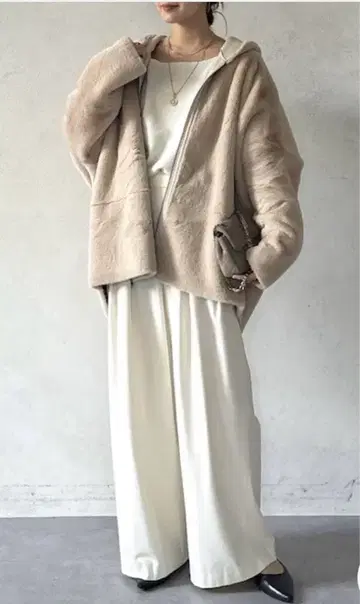 [ 새상품급 ] DouDou 리버서블 페이크 무스탕 코트