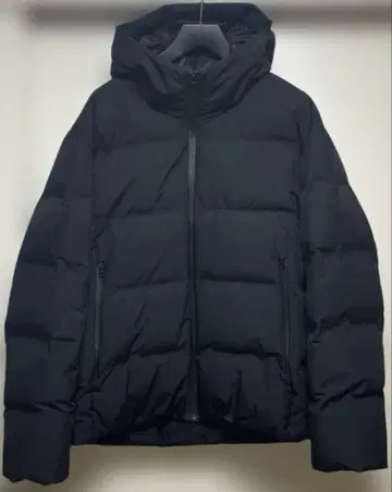 새상품급 UNIQLO 유니클로 심리스 다운 파카 블랙 3D 22년 XL