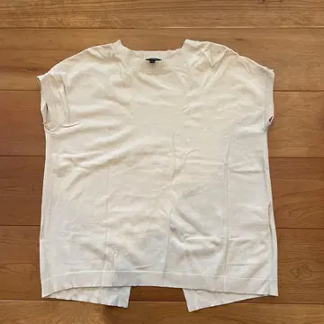 Theory 베이지 백 오픈 T셔츠 S사이즈