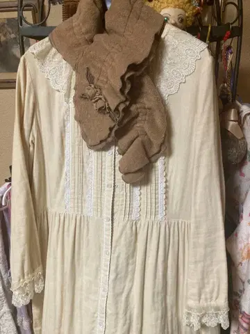 사엘라풍 피어리 마마의 머플러 카멜 브라운