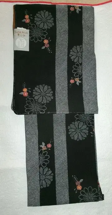 이중 기모노 워셔블 기모노 TL 사이즈 블랙 베이스에 시보리풍 패턴