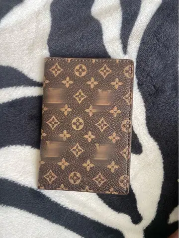 모노그램 카드 케이스