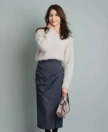 [ 새상품급 ] JUSGLITTY 아지메 턱 타이트 스커트