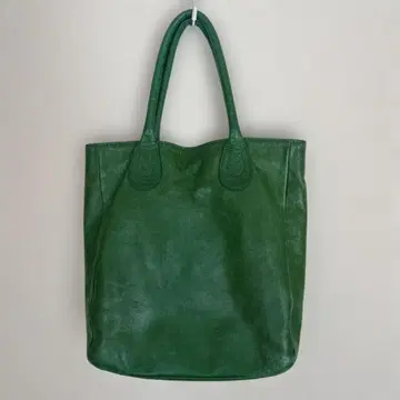 그린 가죽 토트백 내부 포켓 있음