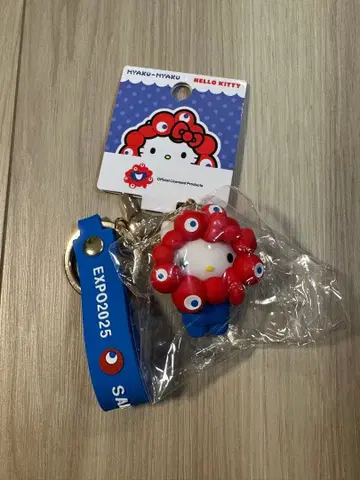 오사카 간사이 만박 회장 한정판 헬로키티 입체 스트랩 키링 미야쿠미야쿠