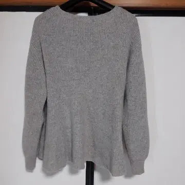 리브 그레이 긴팔 니트