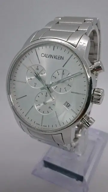 미사용 남성용 CALVIN KLEIN 실버 크로노그래프 손목시계