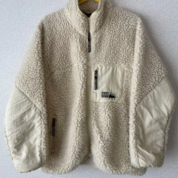 FIRST DOWN 플리스 자켓 F 사이즈 크림색