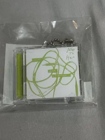 신경 쓰이는 사람이 남자가 아니었던 Me to Her CD 케이스형 키링