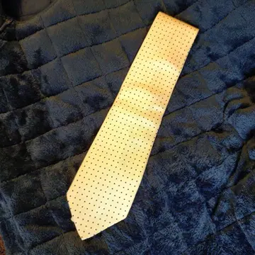 Aquascutum 아이보리 도트 무늬 넥타이