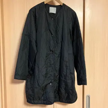 앙피로 퀼팅 라이트 다운 자켓 블랙