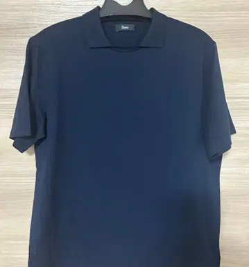 HERNO 헬레노 현행 모델 네이비 반팔 피케 셔츠 새상품급 상의
