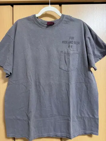 HIDE AND SEEK 셔츠