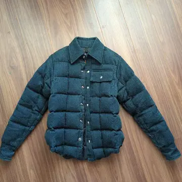 가격 협상 가능 크레센트 다운 웍스, 다운 셔츠