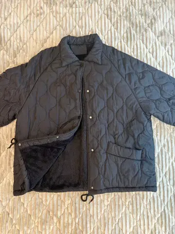 퀼팅 자켓 블랙