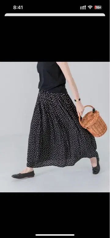 새상품급 카구레 도트 개더 스커트