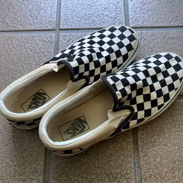 VANS 체커 패턴 슬립온 스니커즈