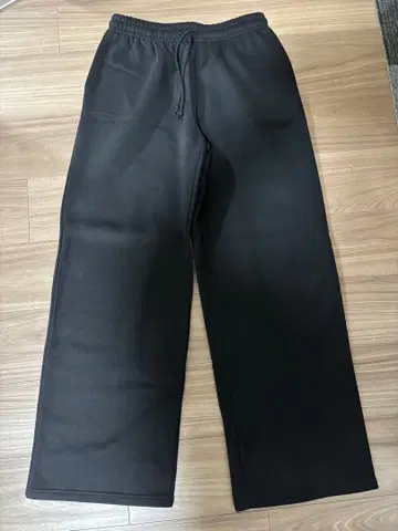 ZARA 플레어 스웨트 팬츠