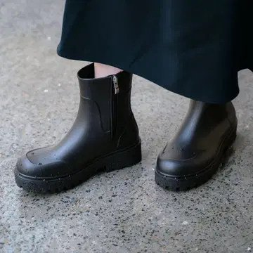 트랙 밑창 레인부츠