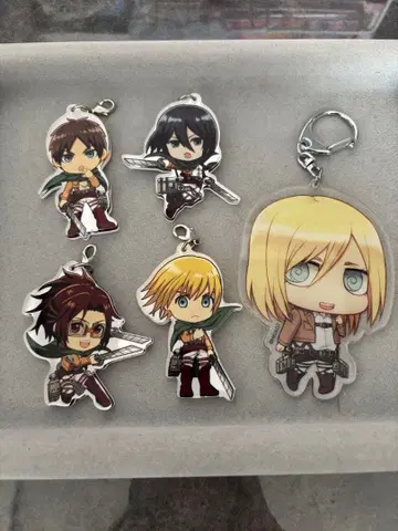 진격의 거인 아크릴 키링 5개 세트