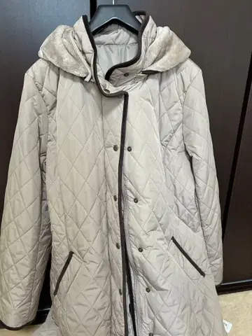 베이지 퀼팅 자켓 LL 사이즈