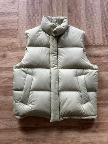 [ 새상품급 ] AURALEE 오라리 24AW 다운 베스트 size 5