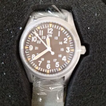 MILITREK 쿼츠 손목시계 다크 브라운