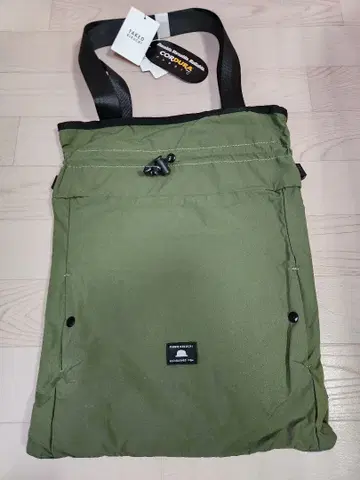 TAKEO KIKUCHI 올리브 그린 토트백