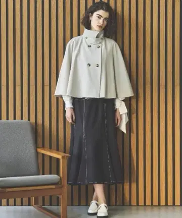 AND COUTURE 숏 케이프 코트 택 포함 새상품