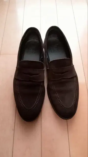 다크 브라운 스웨이드 로퍼