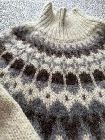 바토너 BATONER 노르딕 무늬 모헤어 알파카 니트 스웨터