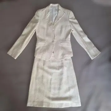 여성용 정장 세트 자켓과 스커트