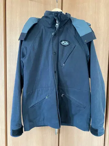 Rude Gallery BLACK REBEL 마운틴 후드티