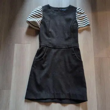 BORDERS at BALCONY 다크 그레이 원피스