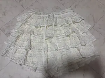 chico 레이스 티어드 숏팬츠