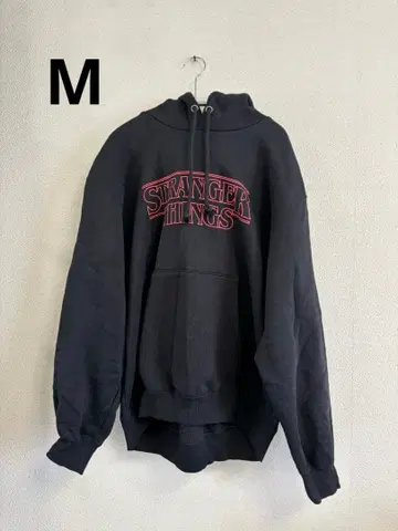 GU 헤비 웨이트 맨투맨 후드티(긴팔) 스트레인저 씽스 M 사이즈