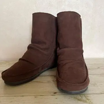 브라운 스웨이드 숏부츠