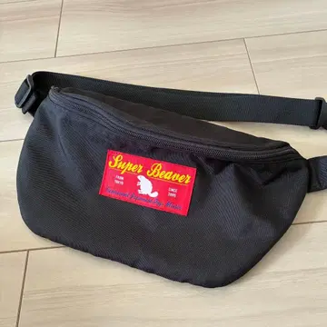 Super Beaver 바디백 블랙