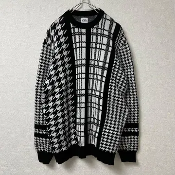 ZARA 니트 L 모노톤 하운드투스 체크 무늬 절개 디자인 스웨터