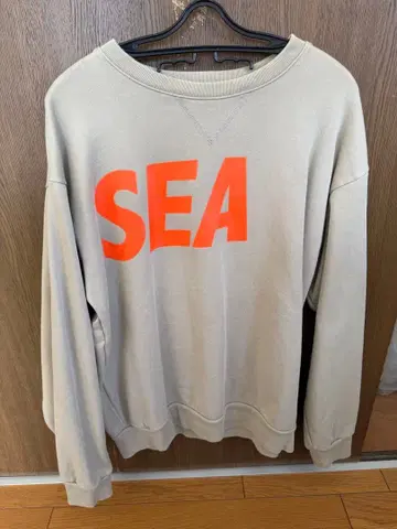 WIND AND SEA 베이지 트레이닝복