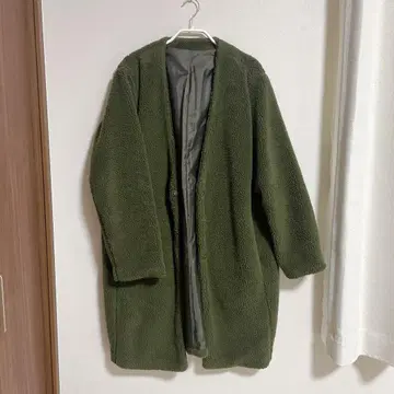 카키 보아 코트